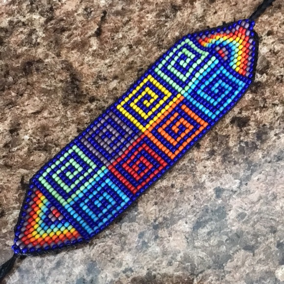 MULTI COLOR Unisex Beautiful handmade bracelet from Colombia - Picture 5 of 7